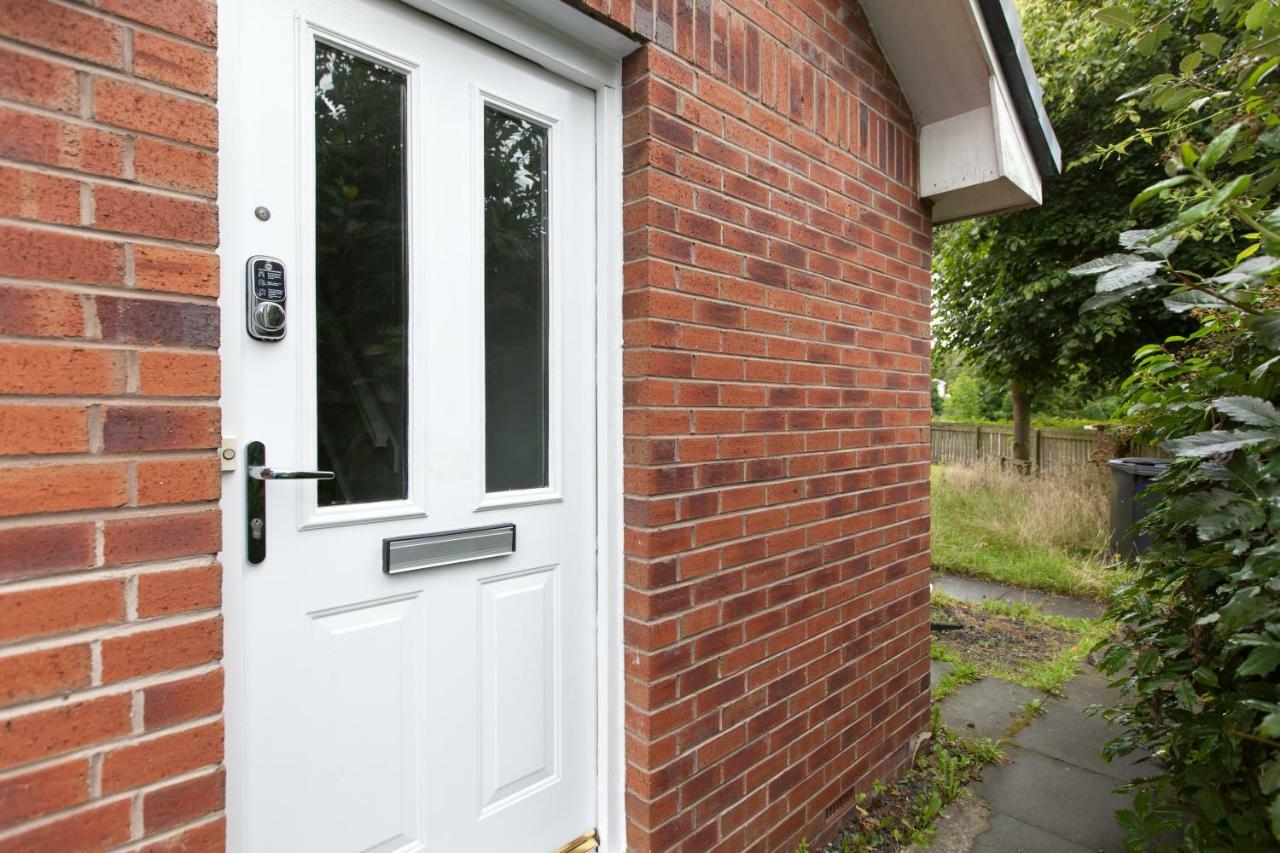 Prime Commuter Executive Apartment Dunfermline Luaran gambar