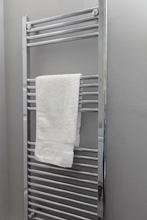 Prime Commuter Executive Apartment Dunfermline Luaran gambar